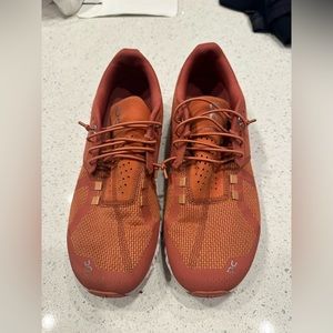 On cloud 2.0 women’s shoes